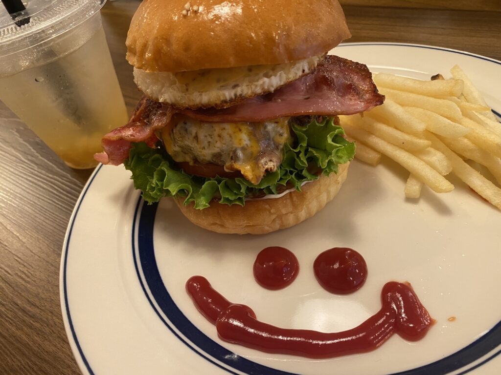 バーガーズタイム IMUAのベーコンチーズバーガー
