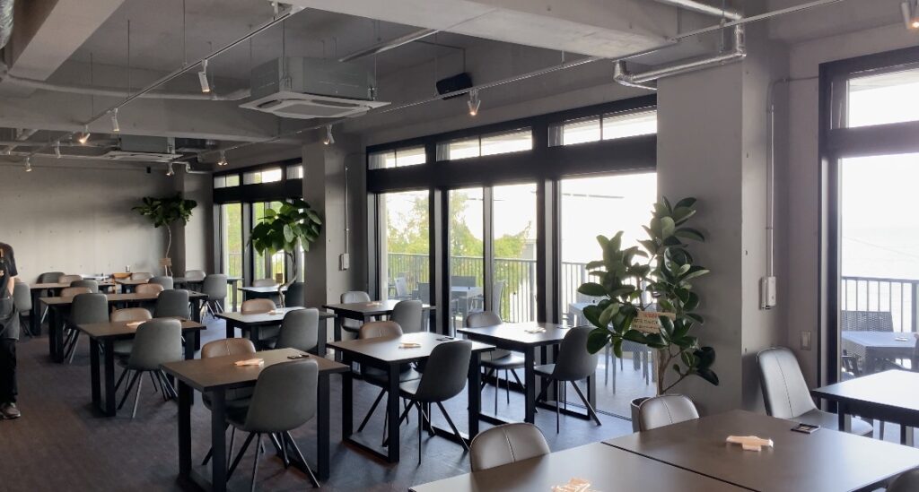 沖縄金武町でタコスを提供しているお店「BEK」店内の様子