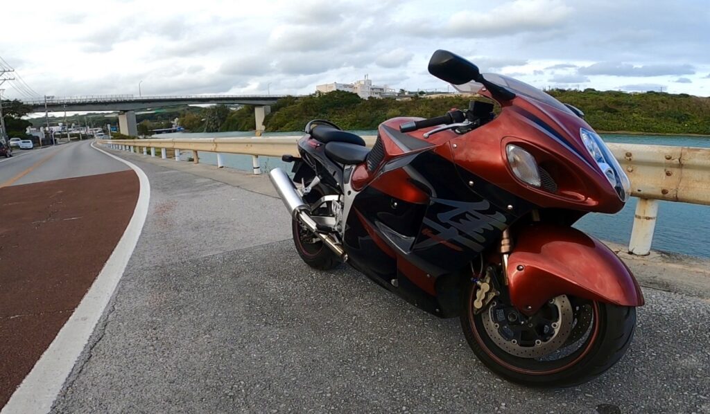 沖縄港川漁港まで隼でツーリングした