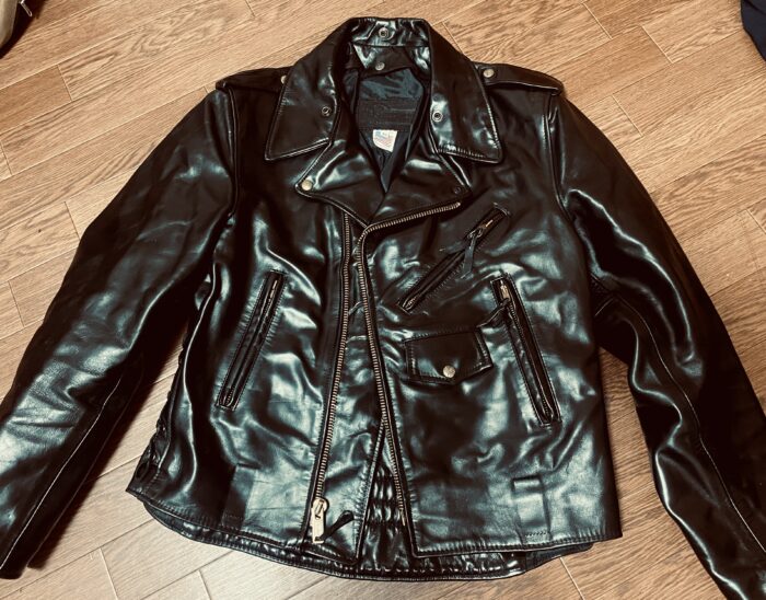 夏に買ったBRANDED GARMENTSの革ジャン